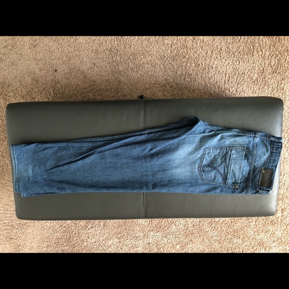 Flawless, Excellent condition, brand name clothes! - Picture 3 of 3